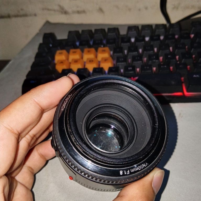 Lensa Fix Yongnuo 50 mm Second for canon
