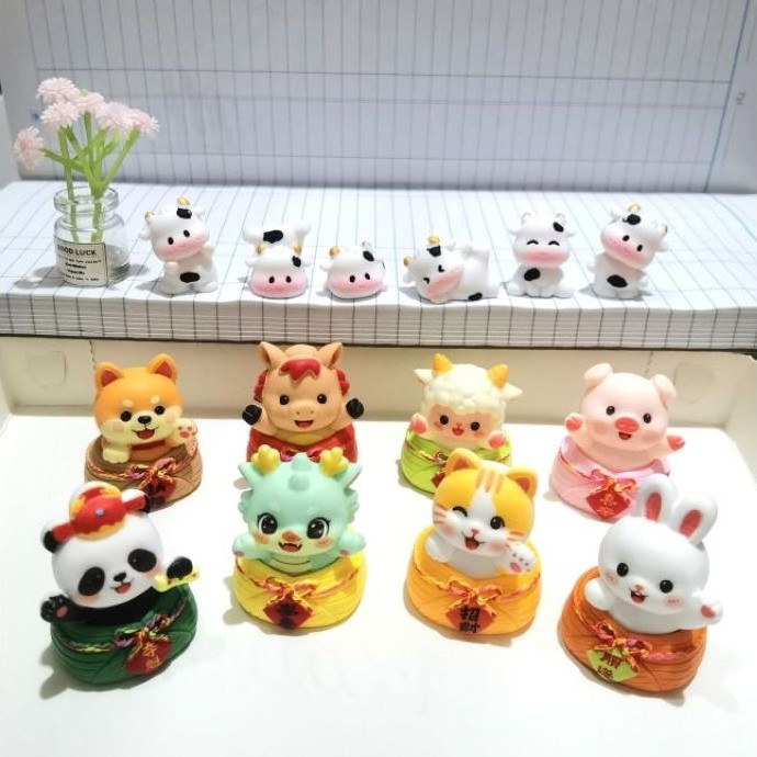 Pajangan Meja Dashboard Mobil Boneka Miniatur Dimo Rubah Nine Tail Fox SP Skullpanda Bayi Sinchan To