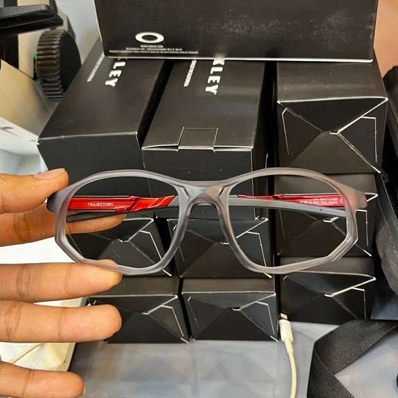 OAKLEY Trajectory OX5120 Original - Sport Oval Merah Abu Bisa Pasang Minus Kacamata  frame Lensa Pho