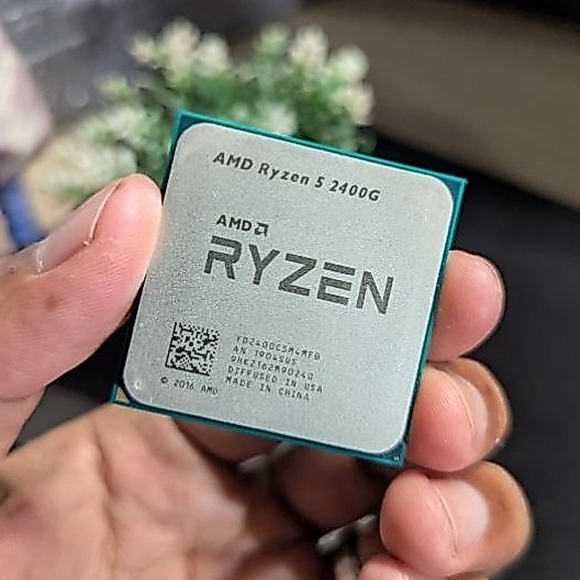 Ryzen 5 2400G with IGPU Radeon vega 11 Processor AMD AM4