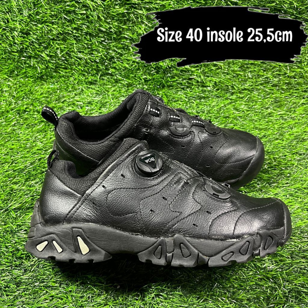 Sepatu Outdoor Gunung Hiking Treksta Size 40