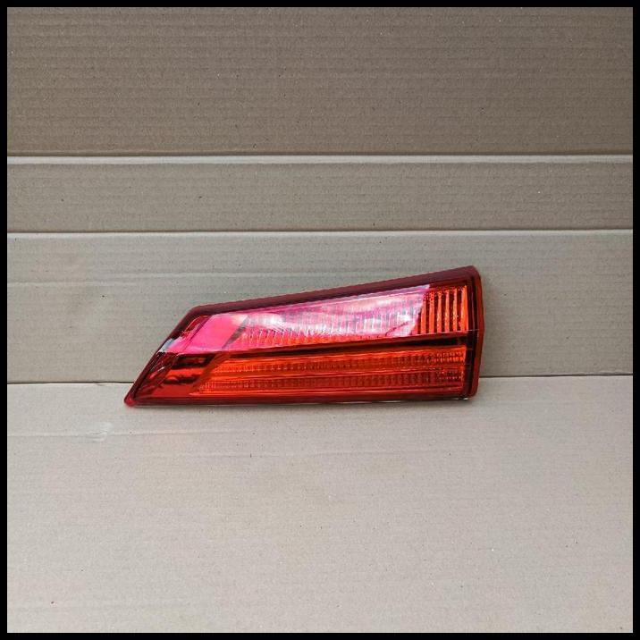 DISKON REFLEKTOR CALYA / LAMPU BAGASI CALYA / REFLAKTOR SIGRA / REFLEKTOR BAGASI SIGRA 