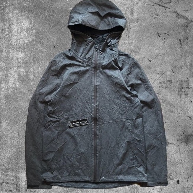 "Uniqlo" Blocktech Jacket
