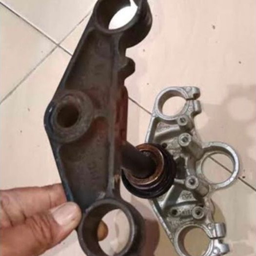Segitiga stang atas GL Segitiga stir atas GL ORIGINAL COPOTAN