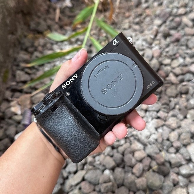 Sony a6000 body only sc rendah