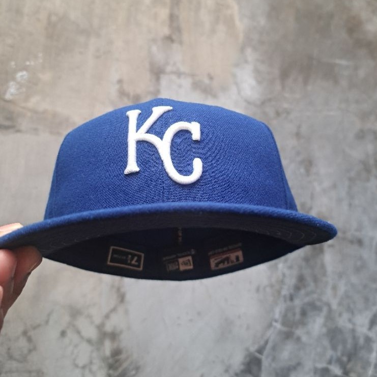topi second original KC 59fifty size 7 1/4 (57) made ini usa ( minus tidak ada pentol )