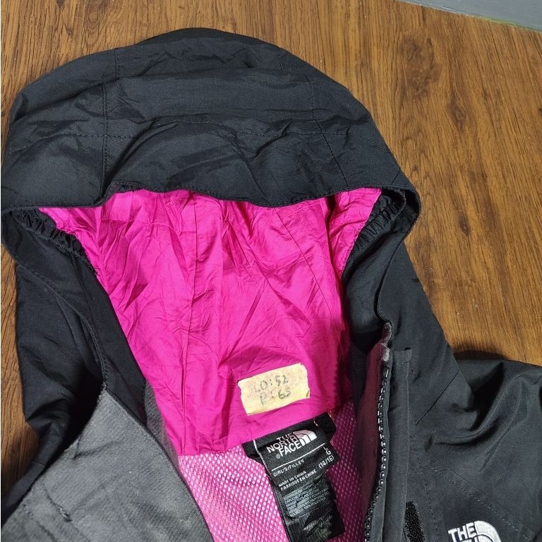 Jaket Outdoor - Jaket TNF Dryvent Girl
