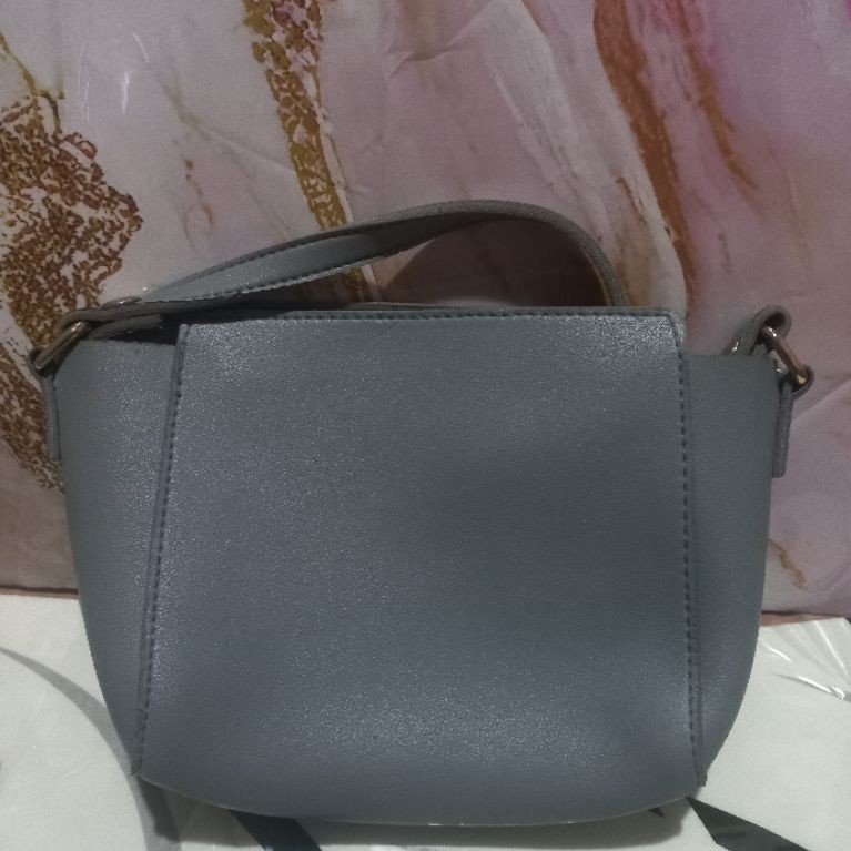 tas miniso pl minus