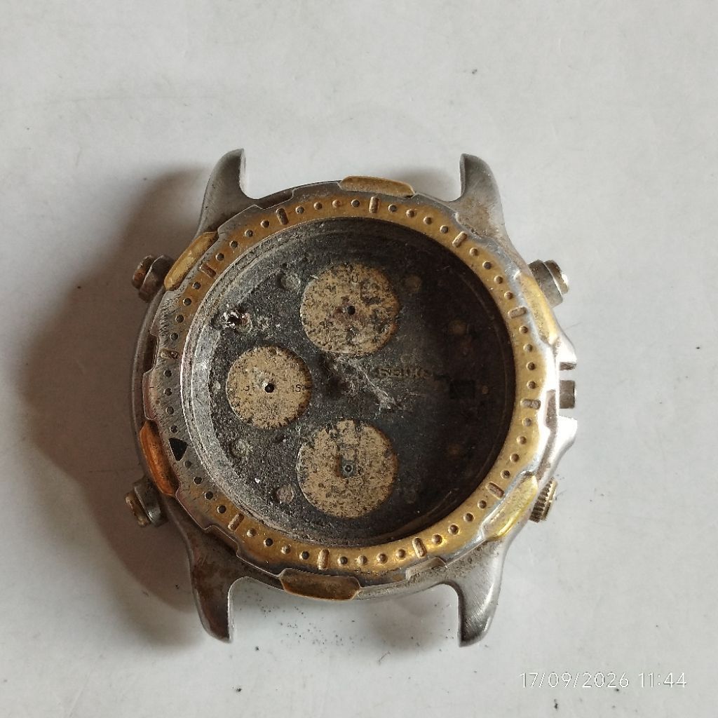 jam tangan bahan SEIKO CHRONOGRAPH 7T32-FO20 off rusak