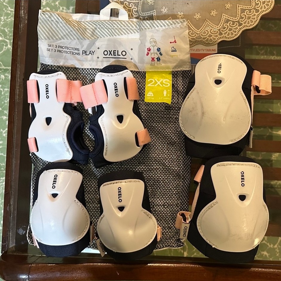 Decathlon Oxelo Set Pelindung Skate Anak / Sepatu Roda Anak