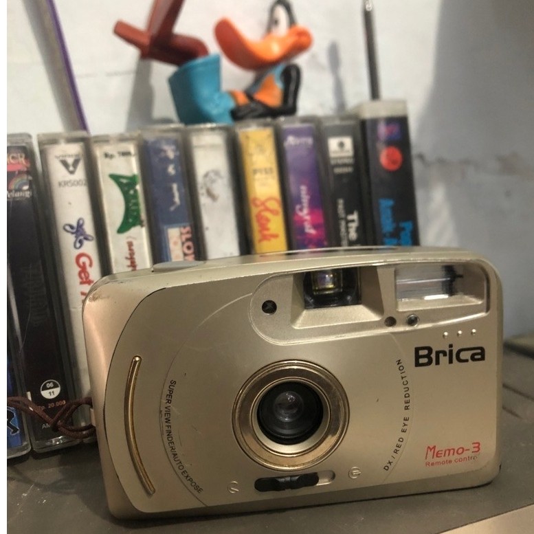 kamera analog Brica