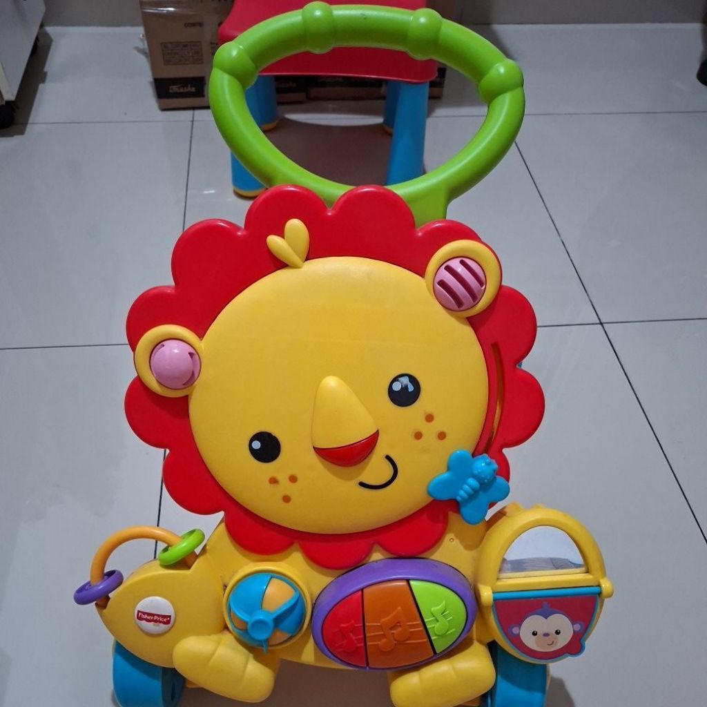 Preloved Fisher Price Push Walker PL Baby Walker