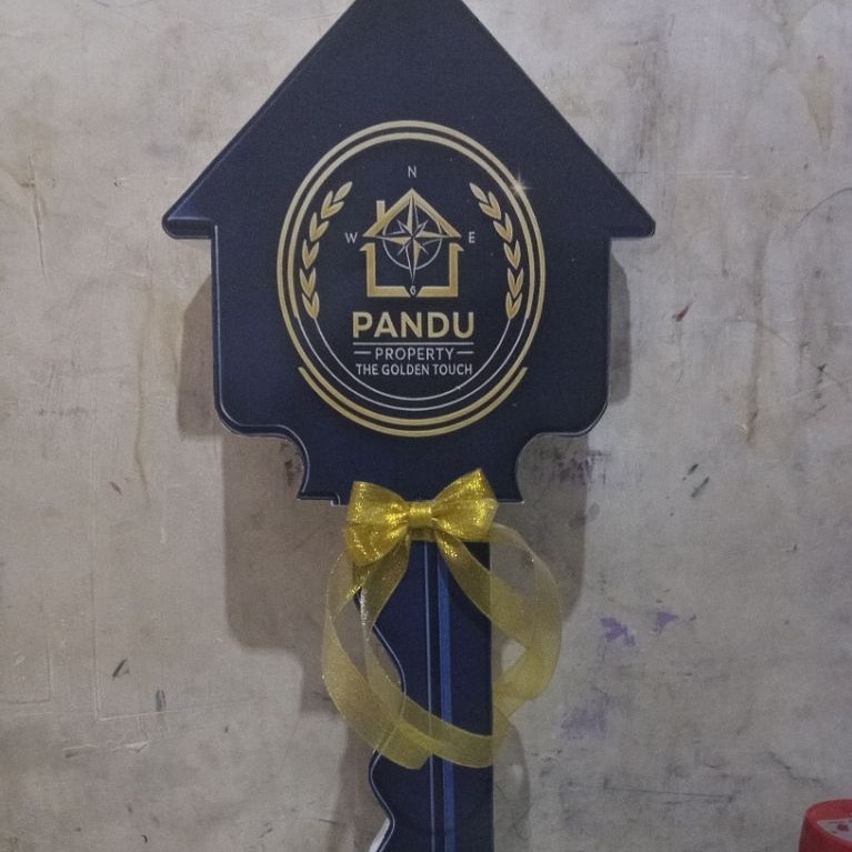 dummy simbolis kunci rumah