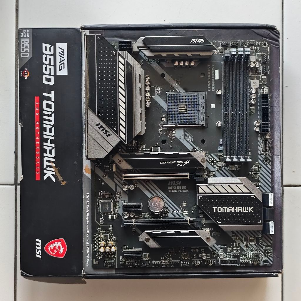 MOTHERBOARD MSI B550 TOMAHAWK AM4 DDR4 FULLSET GOOD CONDITION