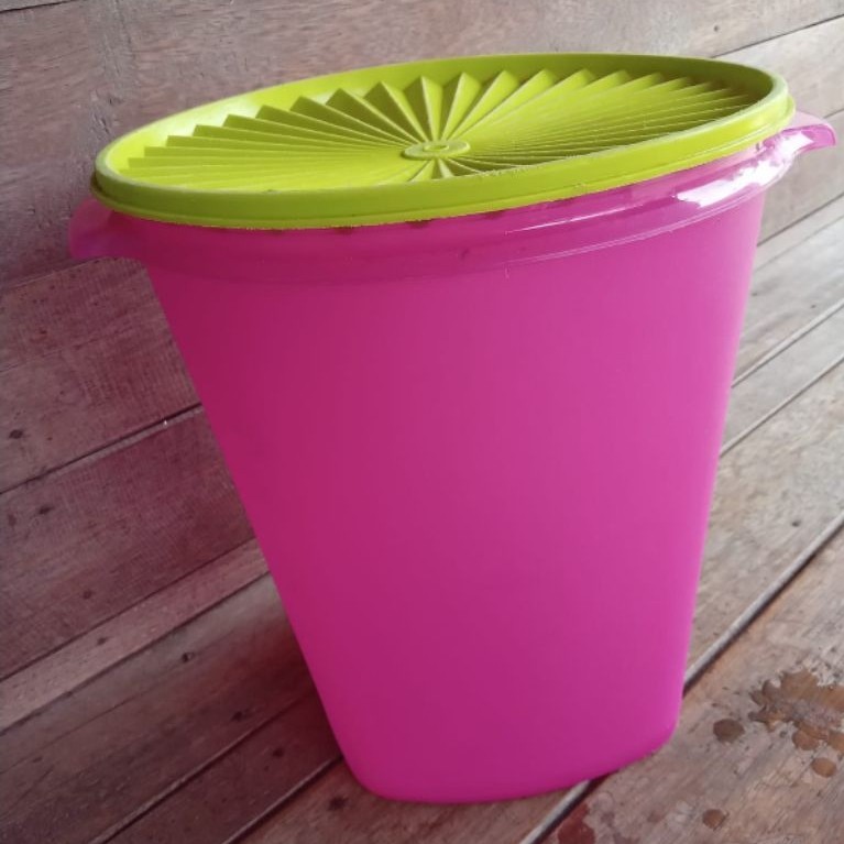 maxi canister ORI Tupperware second