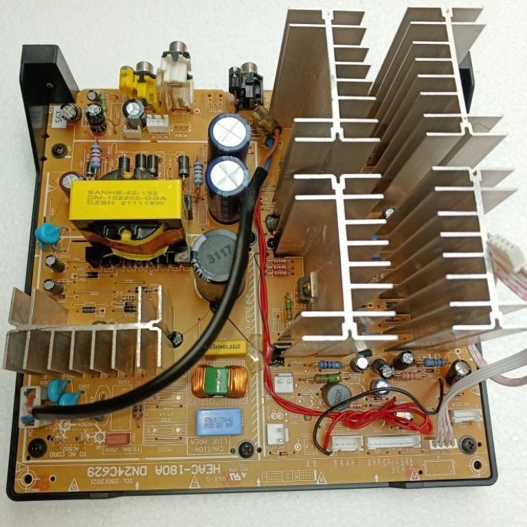 Mesin Speaker Aktif Polytron Pas 10DF28 Copotan Ori