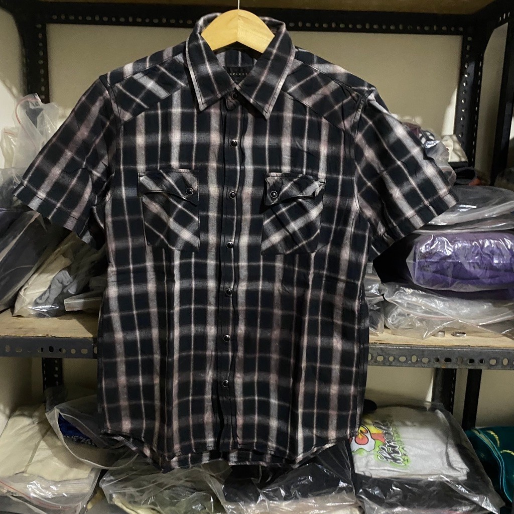 Spinash Western Plaid S/S Shirt Hitam Size L 69x51