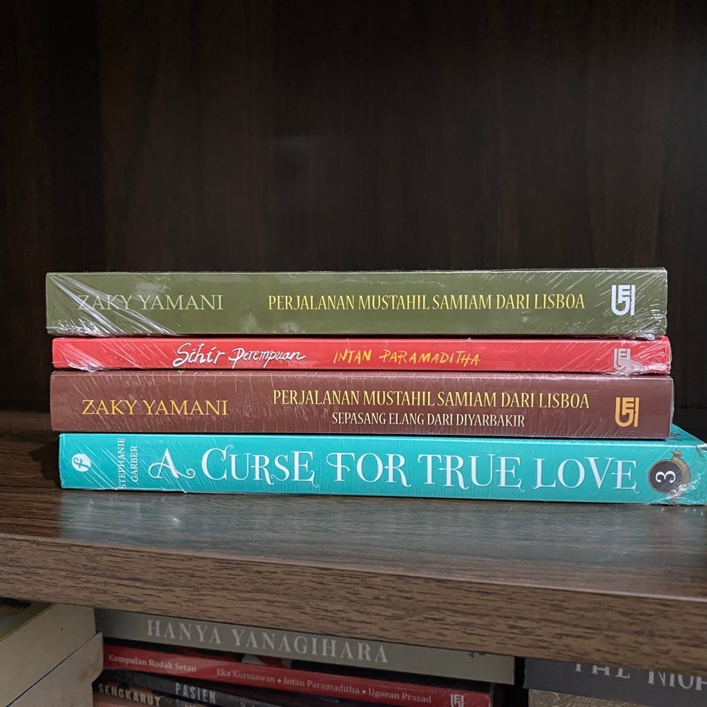 [PRELOVED] SEGEL A CURSE OF TRUE LOVE SIHIR PEREMPUAN PERJALANAN MUSTAHIL SAMIAM DARI LISBOA 1 DAN 2
