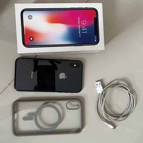 Iphone X hitam 64gb second