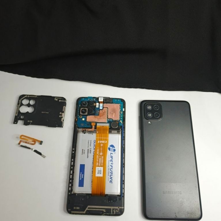 Samsung A12 4+4/64GB minus matot mesin segel