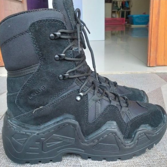 sepatu taktikal lowa 42 second