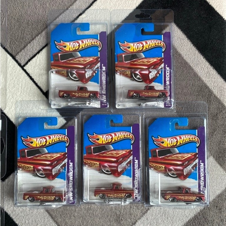 Hot Wheels Custom '62 Chevy Pickup Red Flames 2013 HW Showroom