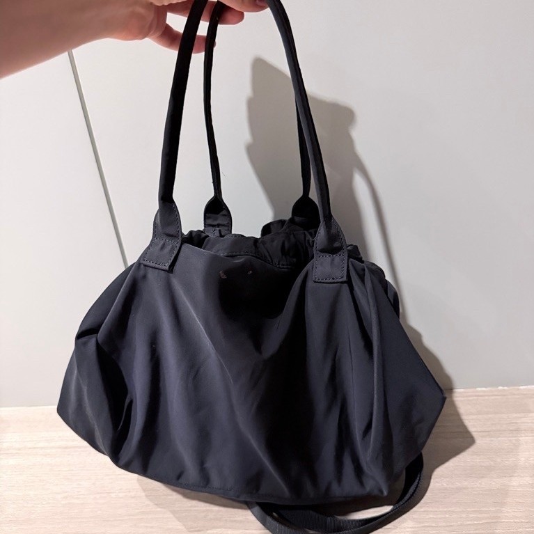 Preloved Uniqlo Drawstring Bag Black