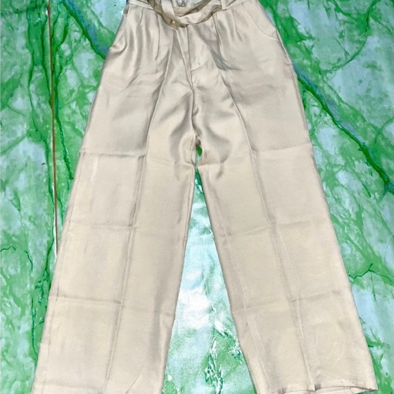 [Preloved] Obi Pants Cream