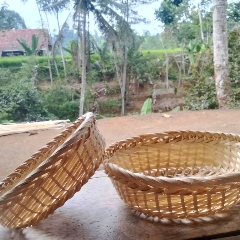 Tempat makanan / sneck anyaman bambu