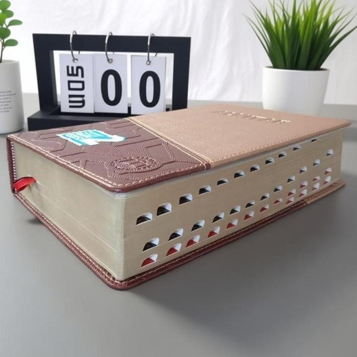 Alkitab Manula Lansia Kristen LAI Ukuran Huruf Besar Terjemahan Baru 2 Neuro Sampul Cover TB2 064 Ge