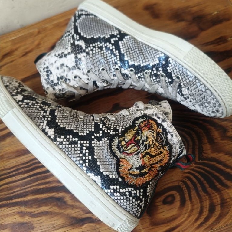 sepatu mantan gucong Snack skin size 40