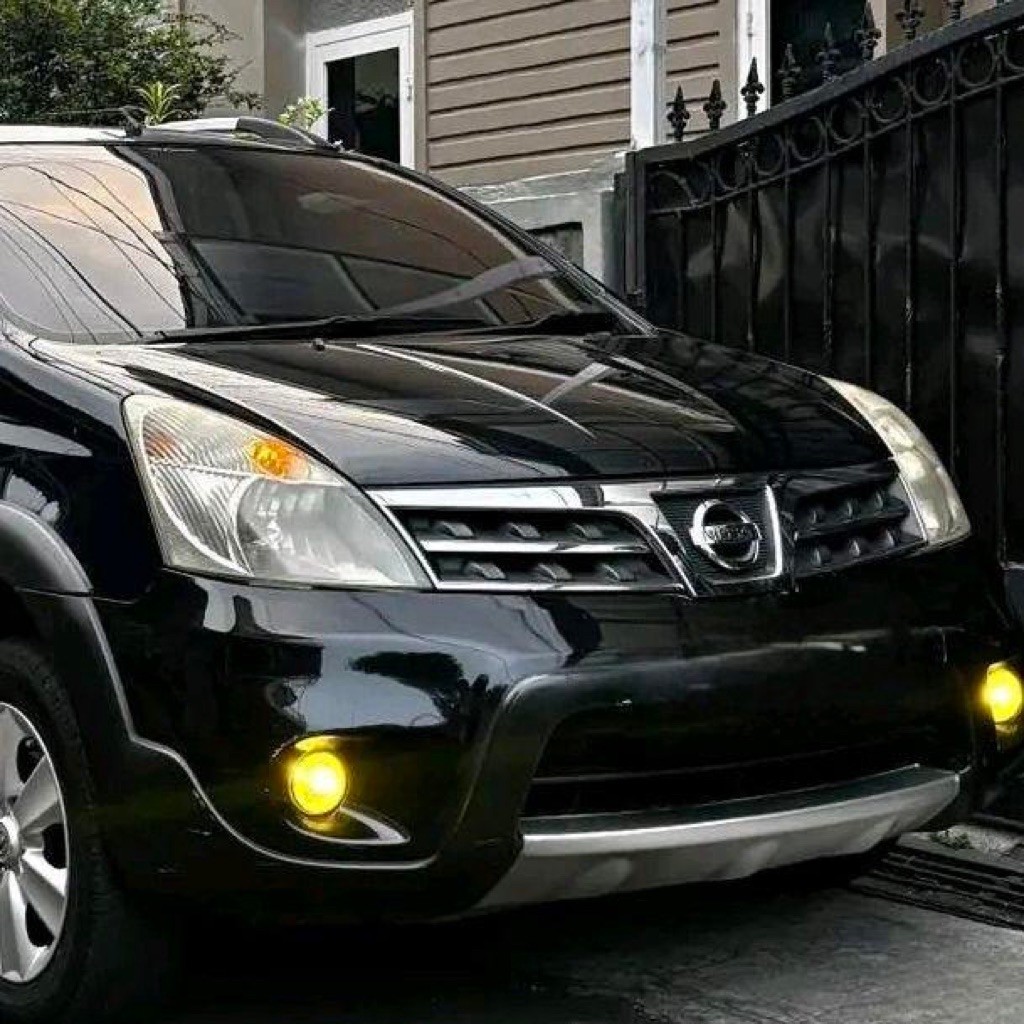 TUTUP TOWING BEMPER DEPAN DEREK COVER LIVINA XGEAR L10