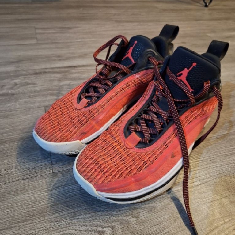 Air Jordan 36 Low 'Infrared' preloved