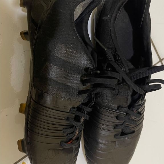 Sepatu Bola Adidas Nitrocharge size 45