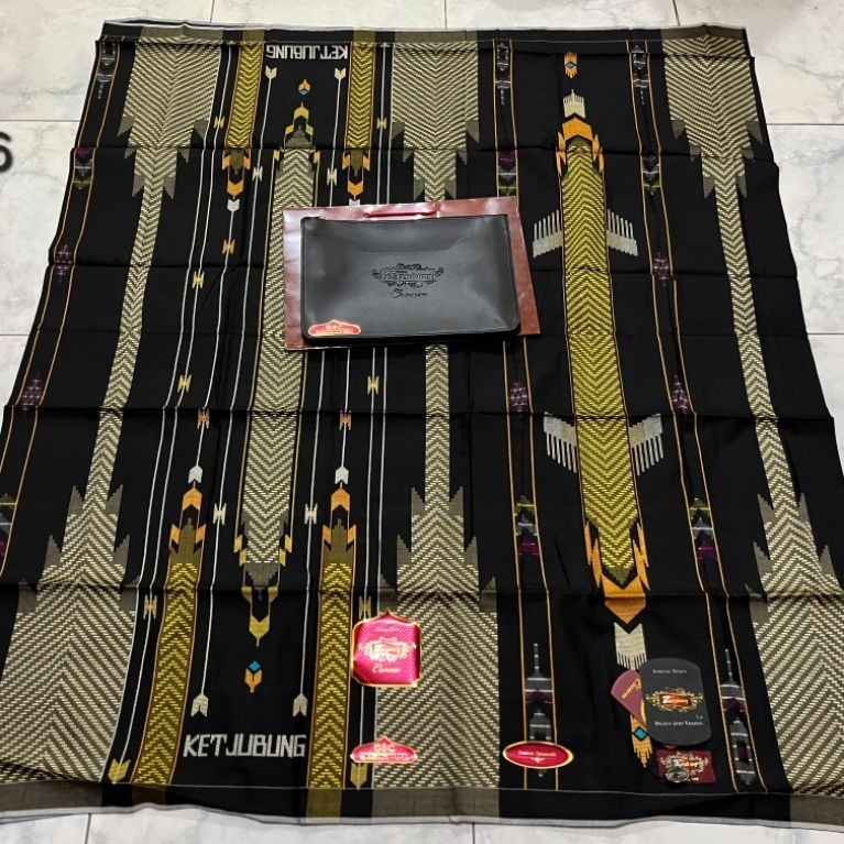 SARUNG KETJUBUNG GSC GSN RED GREEN SUTRA