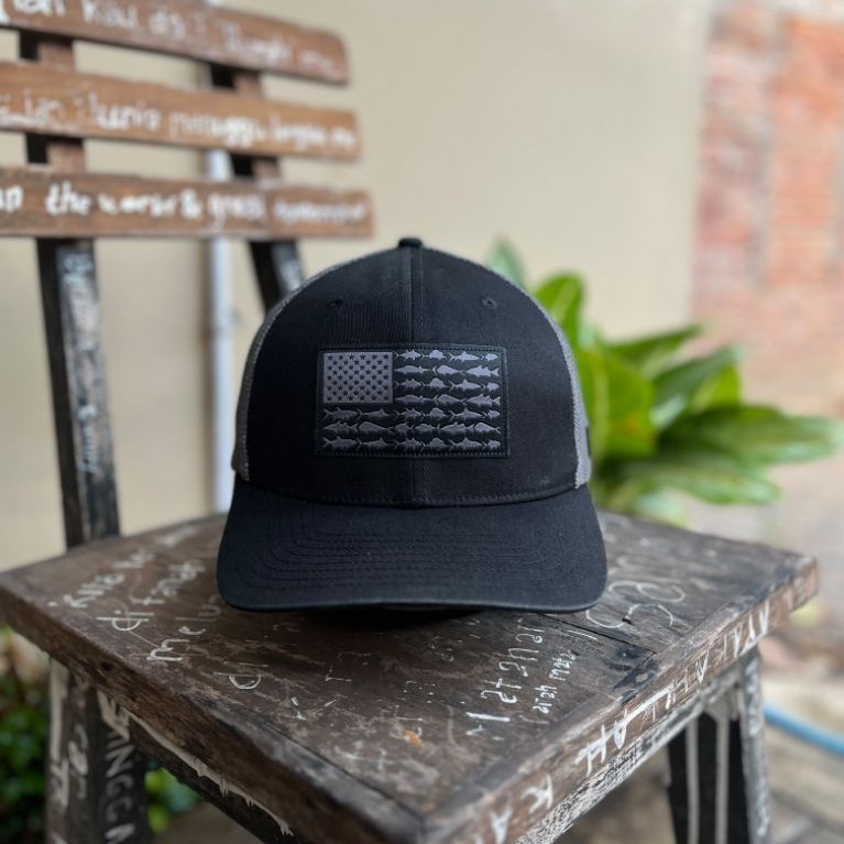 Topi columbia PFG hitam