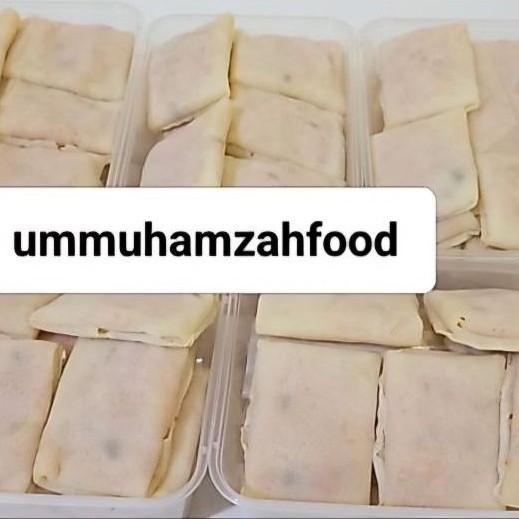 Martabak mini (wortel telur) Frozen isi 20(goreng diminyak yg panas)