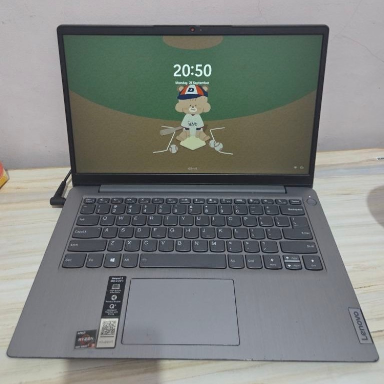 Lenovo Ideapad Slim 3 14" AMD Ryzen 3 5300U second
