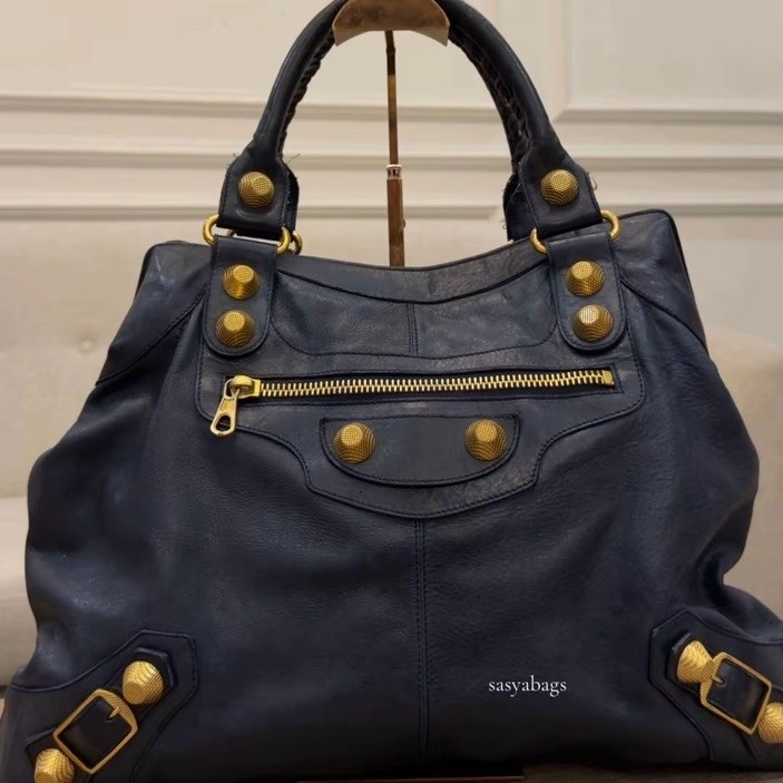 BALENCIAGA / BALEN / BALENCONG GIANT CITY - ORIGINAL AUHENTIC
