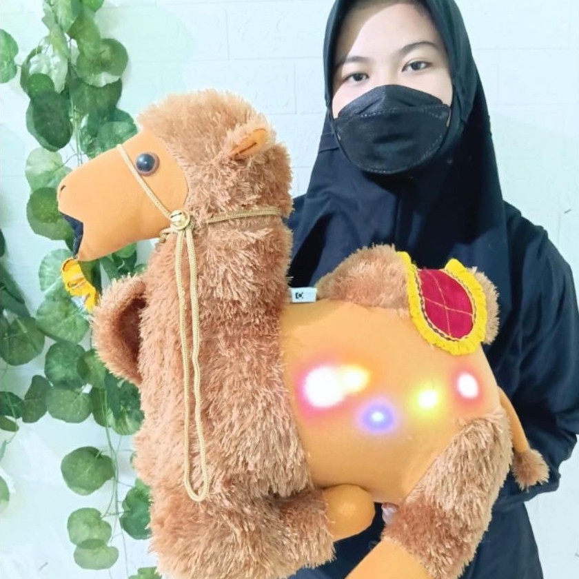 boneka unta  pakai lampu LED ukuran L besar