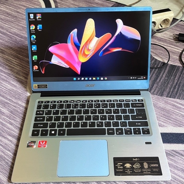Laptop Acer Swift 3 Ryzen 5 3500U Ram 8GB Ssd 512GB