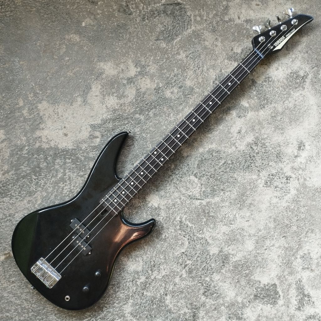 GITAR BASS ORIGINAL YAMAHA RBX100 SECOND MURAH