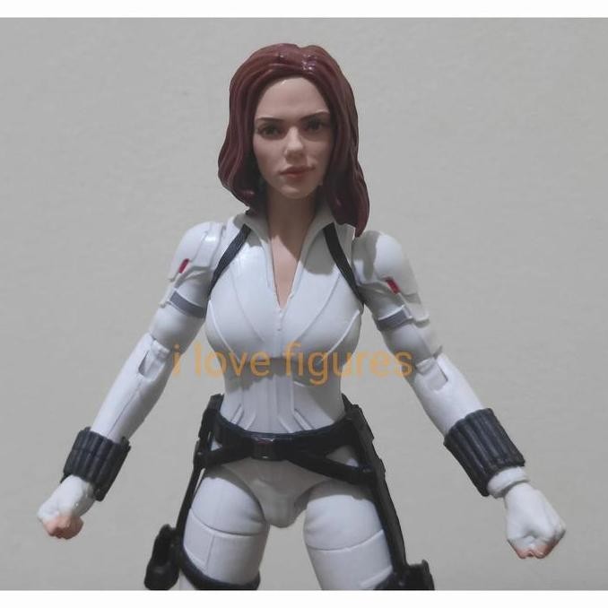 Marvel Legends Black Widow White Costume Deluxe Edition
