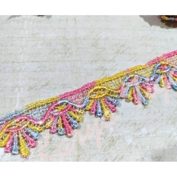 

:::::::] Renda Giper / Gyper Bordir Kipas Pelangi Besar (Lebar 3 cm)