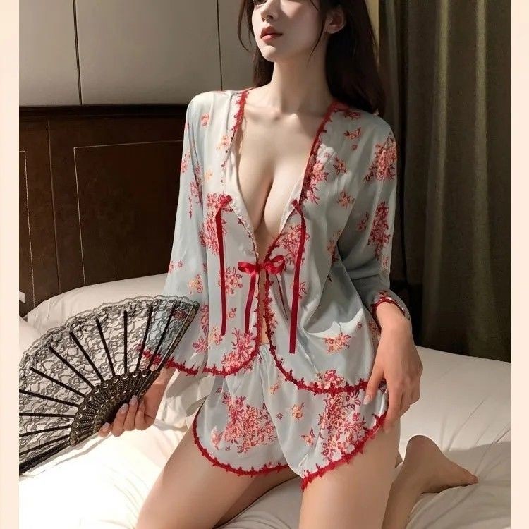 [Yunrouju]Piyama Cetak dengan Tali Godaan Seksi Imitasi Sutra Set Celana Pendek Rumah Wanita