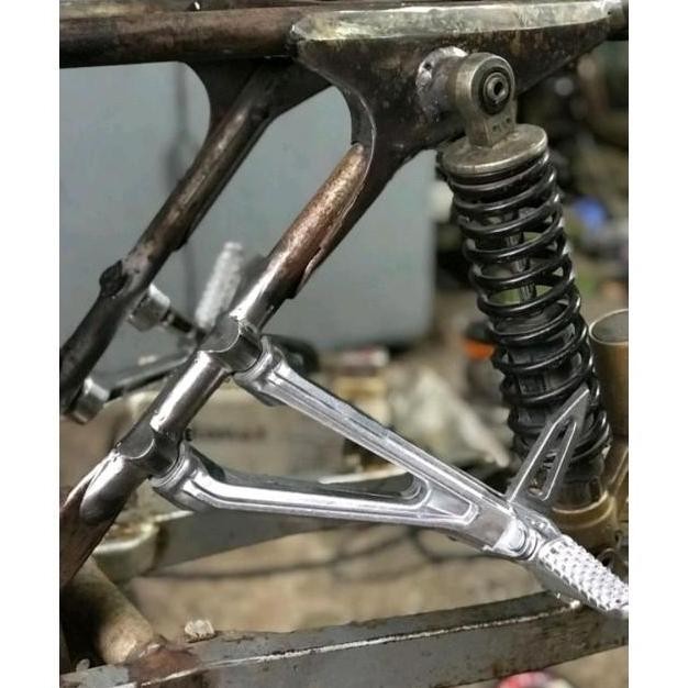 POSTEP HONDA CBR 1200 R GORILLA BAUT BAWAH FOOTSTEP FOOT STEP POSTEP POST TEP PIJAKAN KAKI BELAKANG 