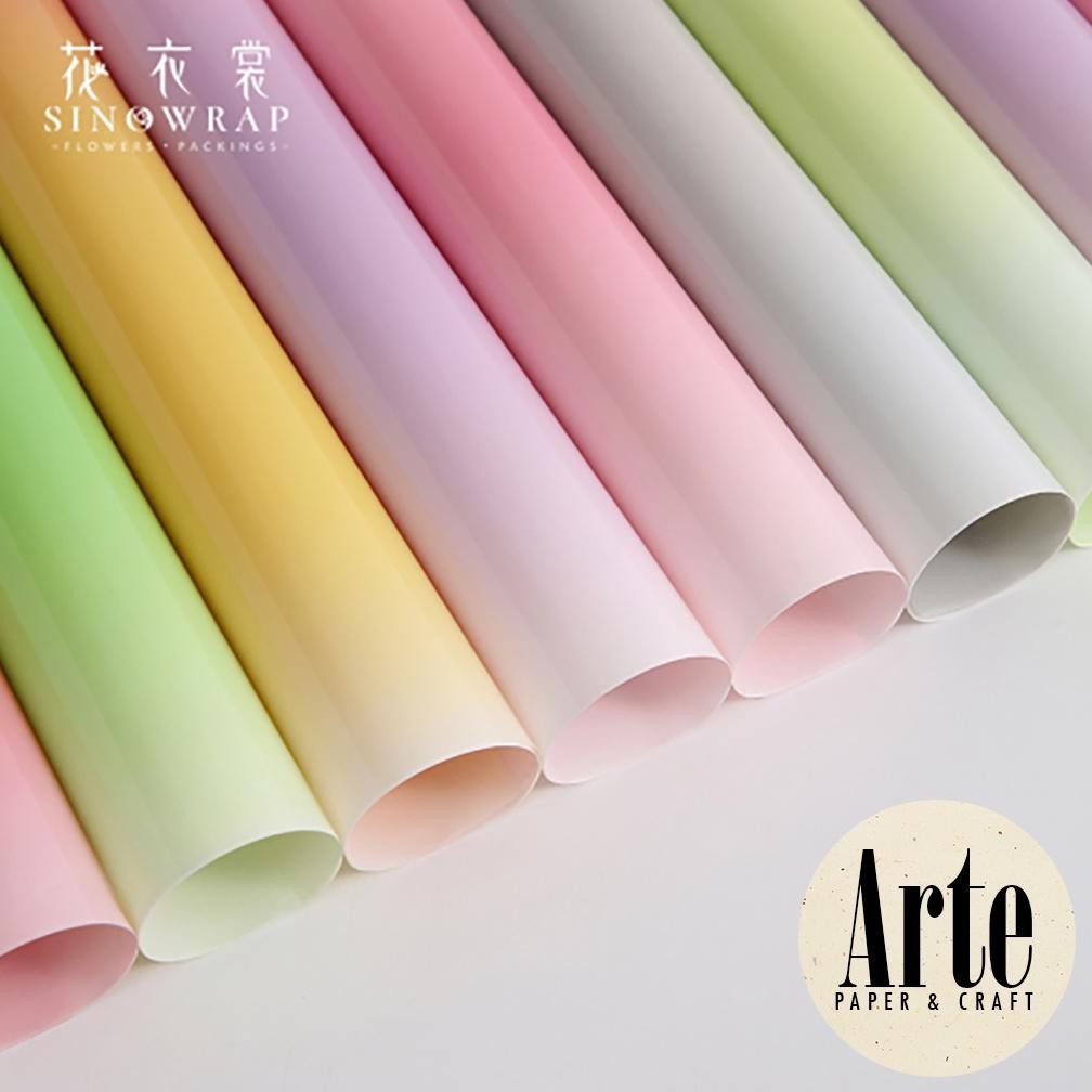 

Kuke 20 Lembar Cellophane Candy Gradient Glossy Sinowrap Ori Kertas Buket Bunga Korean Waterproof Flower Wrapping Paper Calor Kado Arte Grosir Florist Supply Jakarta Bekasi P.Tgll N