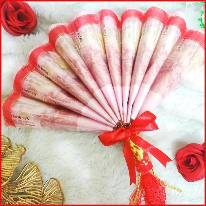 

BUKET UANG KIPAS MONEY ANGPAO ANGPAU IMLEK LEBARAN NATAL HADIAH ULTAH