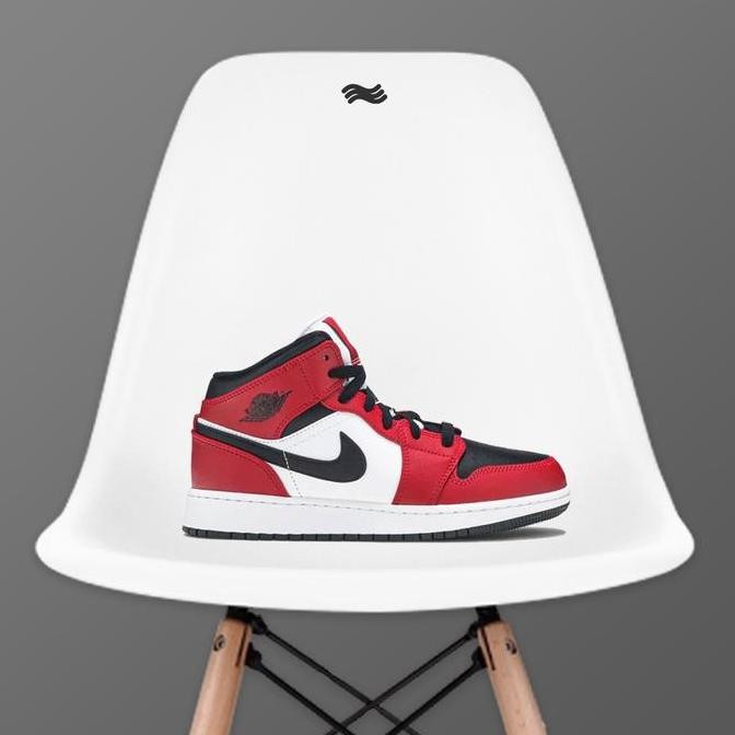 Air Jordan 1 Mid GS Chicago Black Toe