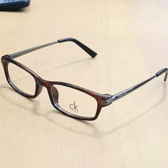 Kacamata minus dan cylinder Lensa index 1.67 photocromic dan Bluecromic